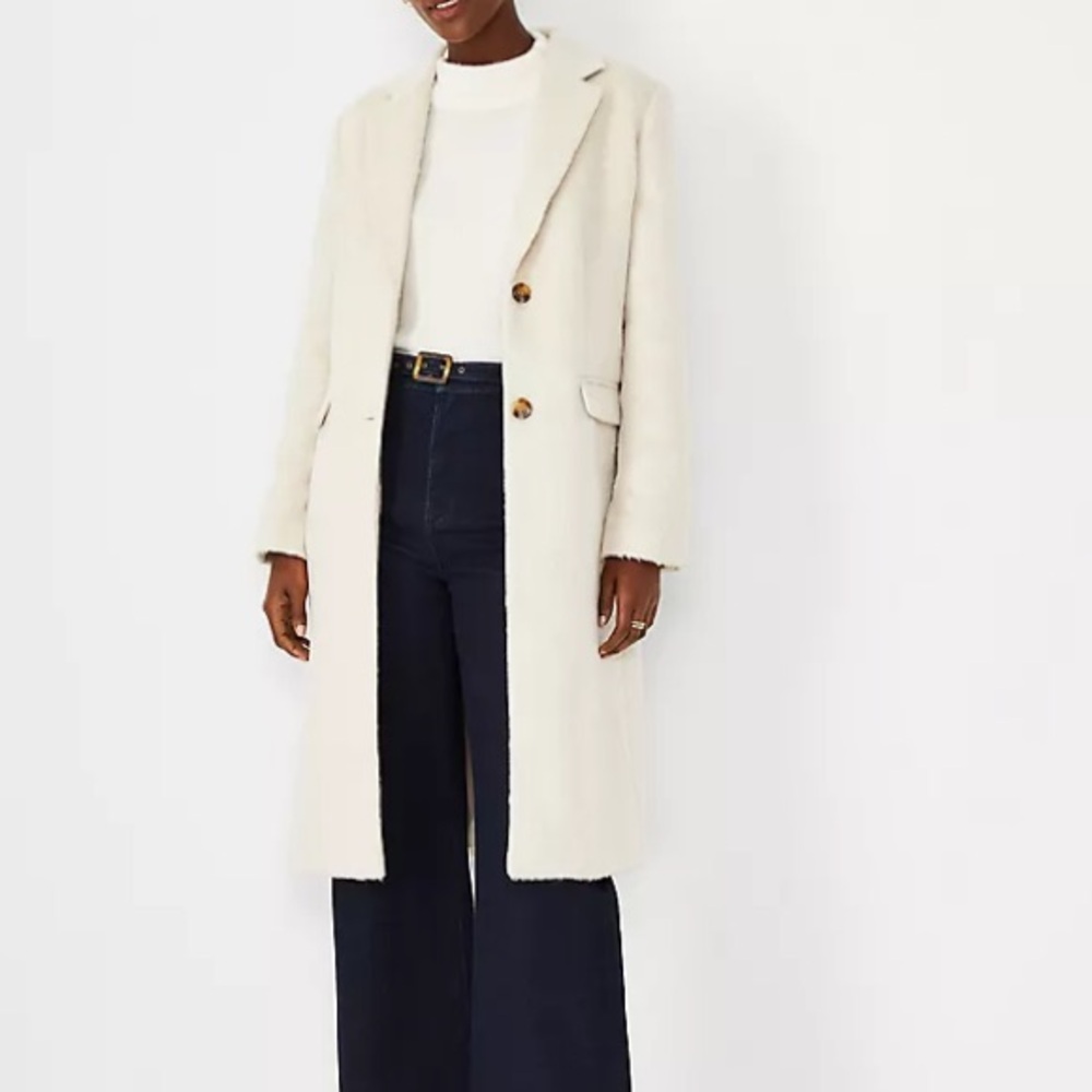 Ann Taylor MP Chesterfield off white coat